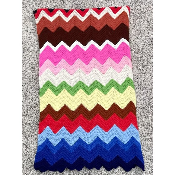 100"x58" Large Handmade Rainbow Stripe Chevron Colorful Pride Crochet AFGHAN Bed - Picture 4 of 5